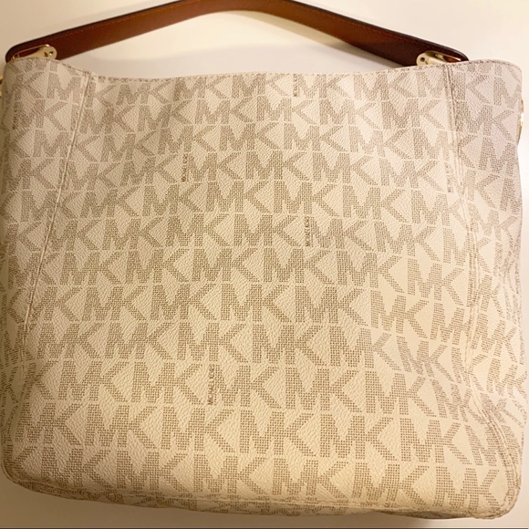 Michael Kors Fulton Medium Leather Shoulder Bag - Picture 2 of 7